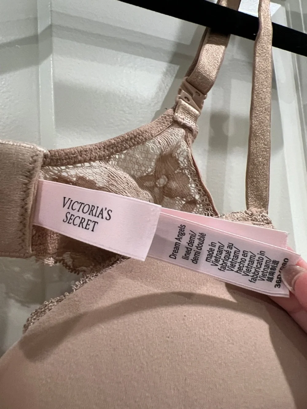 Victorias Secret Dream Angels lined Demi bra 36D - Picture 2 of 4